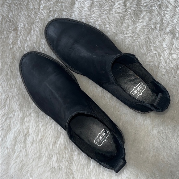Thursday Boot Co Black Matte Leather Chelsea Boots size 9.5 - Picture 8 of 10